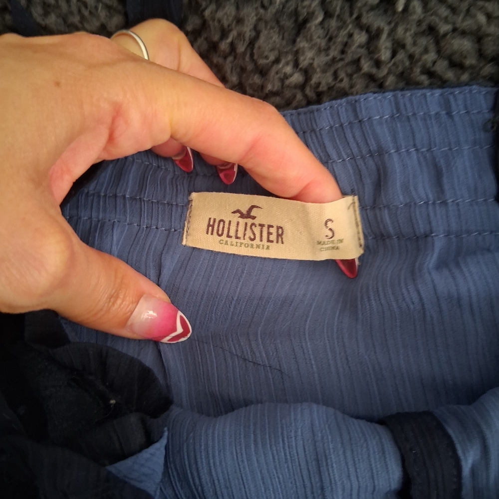Hollister Dark Blue Lace Camisole with Button Front - Picture 4 of 4